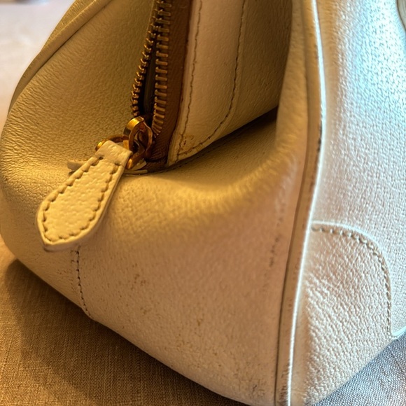 AUTHENTIC PRADA White leather bag - Picture 7 of 12